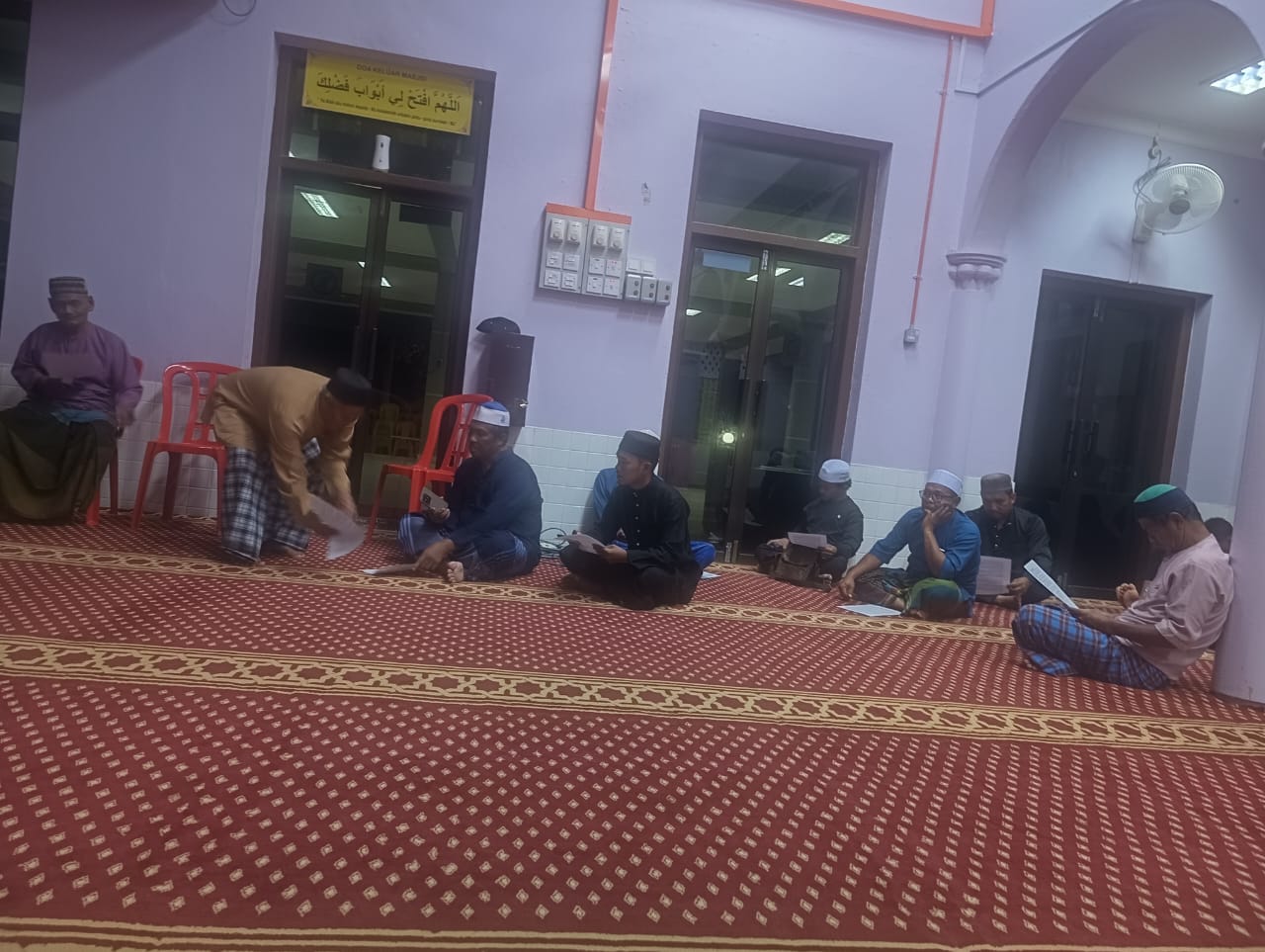 KULIAH AGAMA DI MASJID AD-DINIAH KAMPUNG BENG