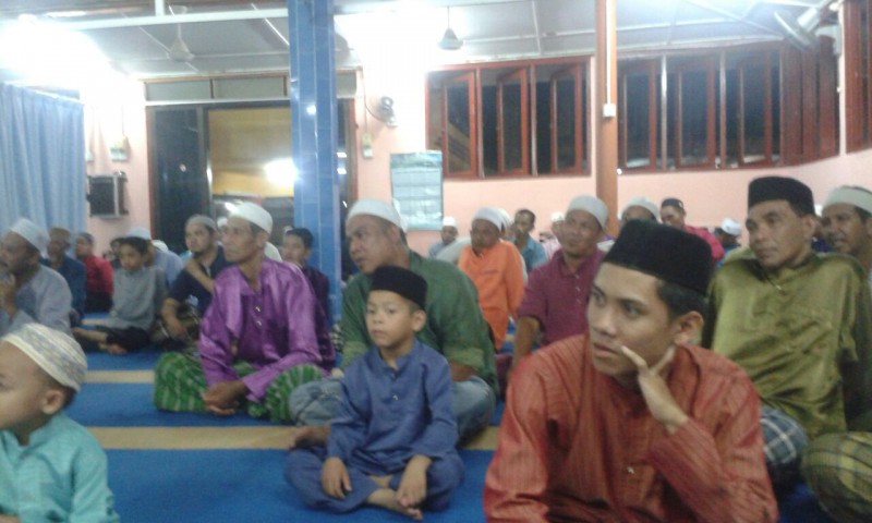 KELAS PENGAJIAN AGAMA DI MASJID