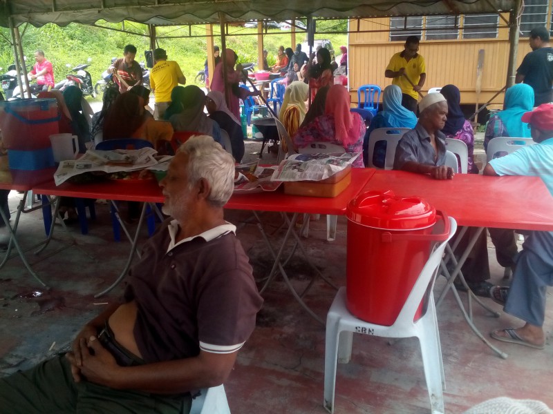 .PROGRAM MENGACAU BUBUR ASYURA