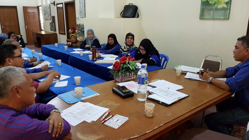 MESYUARAT AHLI JKKK LARUT ULU BERSAMA AJK UMNO CAWANGAN CHANGKAT LARUT
