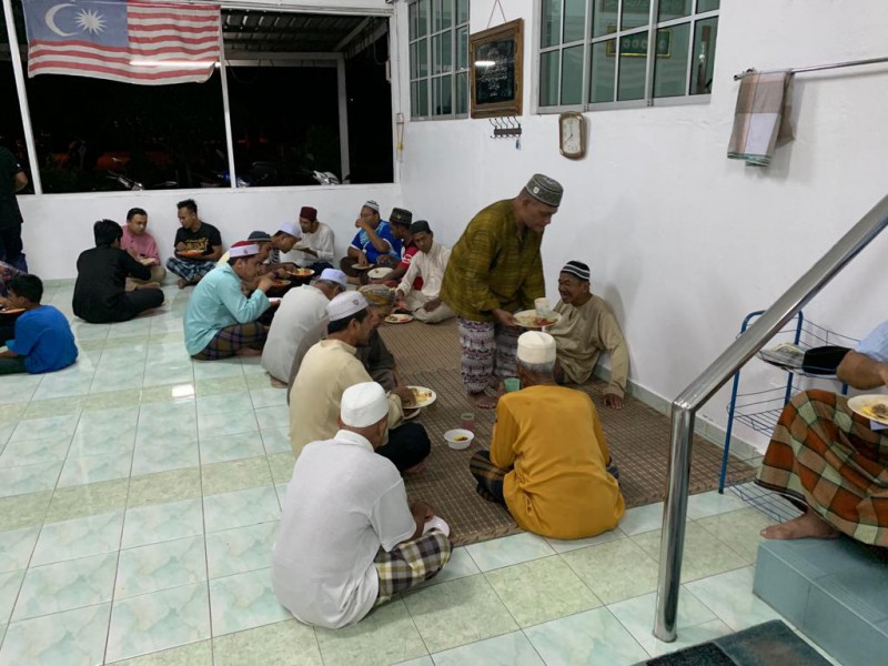 IFTAR RAMADAN SURAU SIMPANG 4
