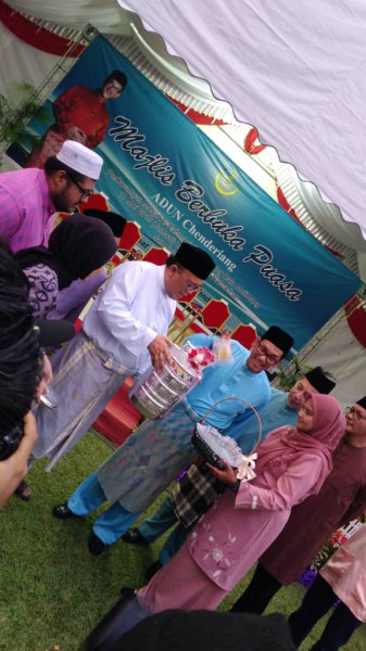 MAJLIS BUBUR LAMBUK DAN BERBUKA PUASA BERSAMA MB DUN CHENDERIANG