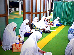 KELAS AGAMA