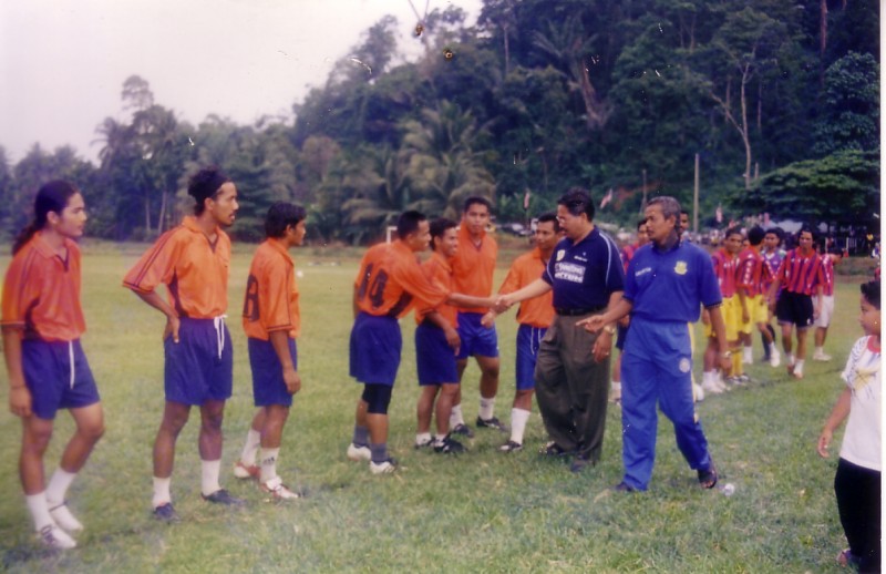 PERLAWANAN BOLA SEPAK