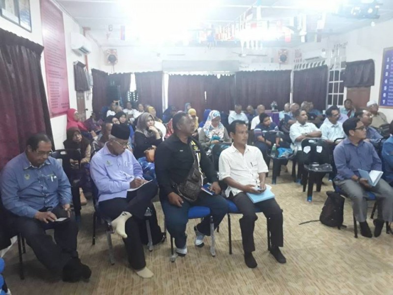 LAWATAN MUHIBBAH DARI PEJABAT DAERAH BATANG PADANG DAN KETUA-KETUA KAMPUNG DAERAH BATANG PADANG
